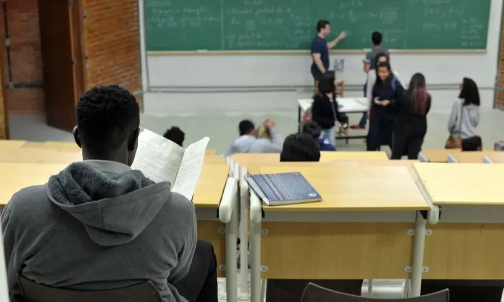 Enade 2026: iniciantes devem preencher questionário até 18 de dezembro